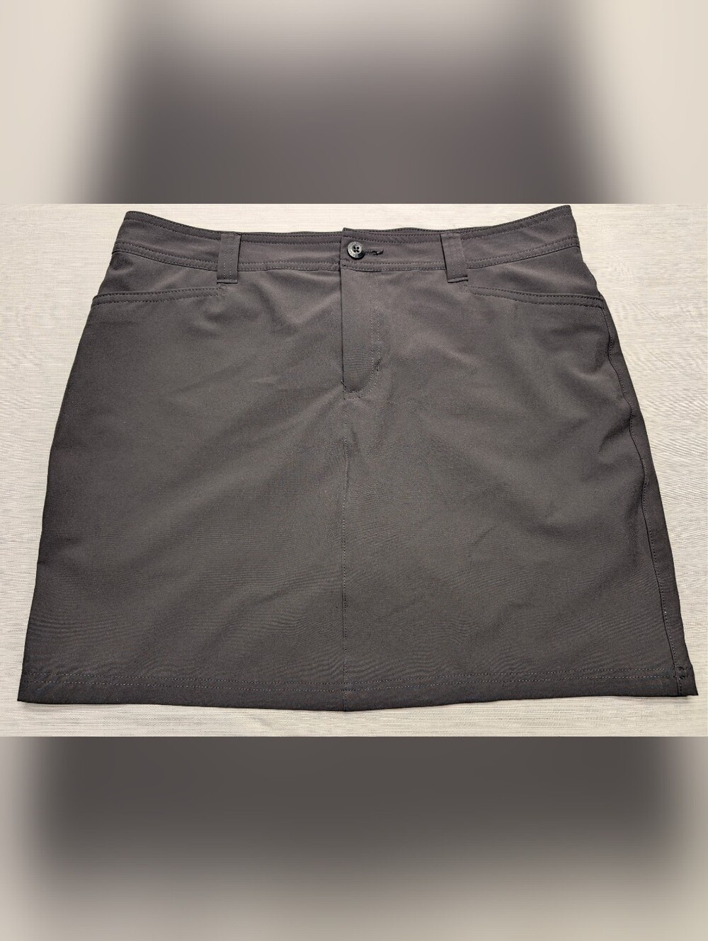 Eddie Bauer Adventurer 2.0 Skort Skirt Black Hiking Golf Athletic Size 12